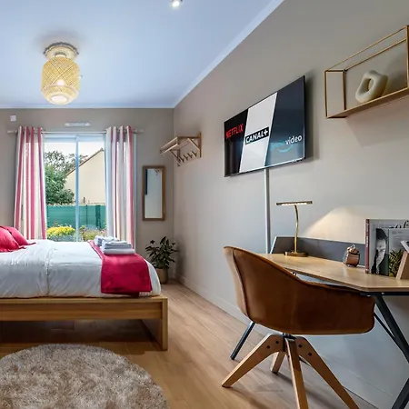 Suite Et Chambres Cosy Chez A&M -Elegant Home, Calme, Campagne, Parking Gratuit Epone Room photo
