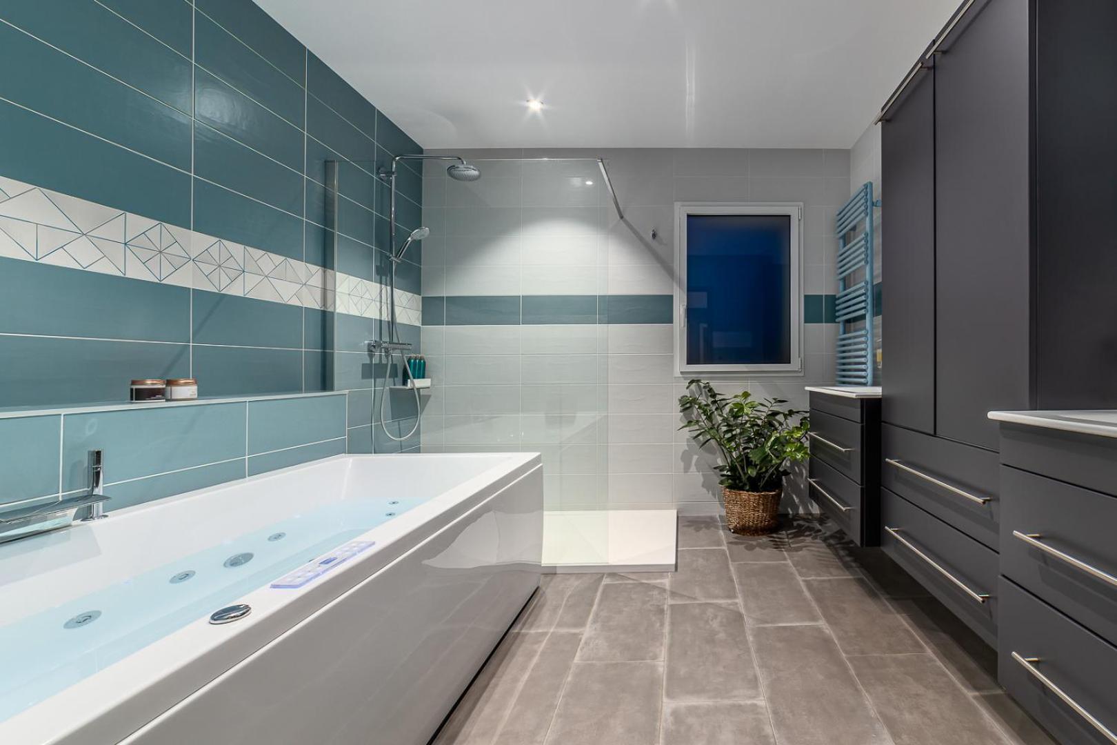 Homestay Et Cosy Chez A&m -elegant Home, Calme, Campagne, Parking Gratuit Epone